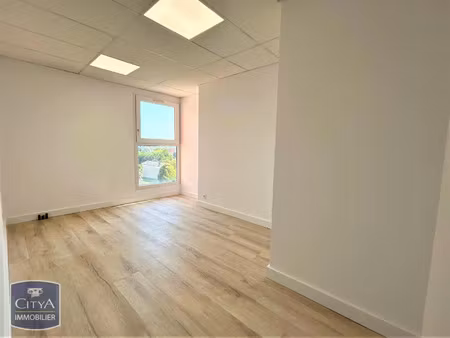 local professionnel à louer 12.61 m² - montauban (82) - 450€