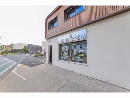 local commercial 0 pièces 50 m² à louer léognan 33850 ? | era immobilier