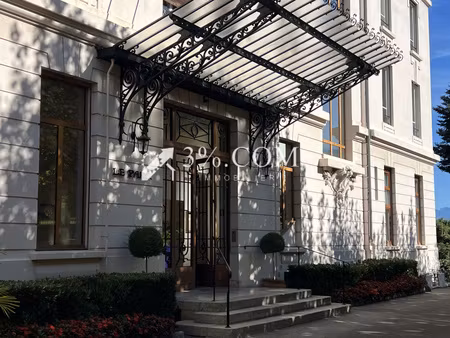 exclusif !! vue sur le lac  a vendre à evian magnifique appartement avec balcon