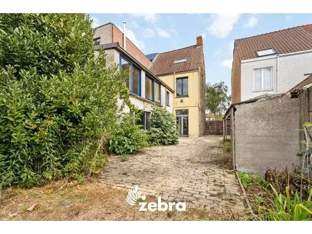 te renoveren woning met 5 slaapkamers en veel potentieel in sint-michiels!