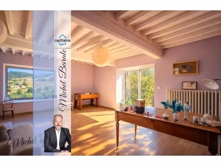 ferme rénovée 205 m² – 6 chambres – terrain 16 000 m² – géothermie – vue – montromant (69)