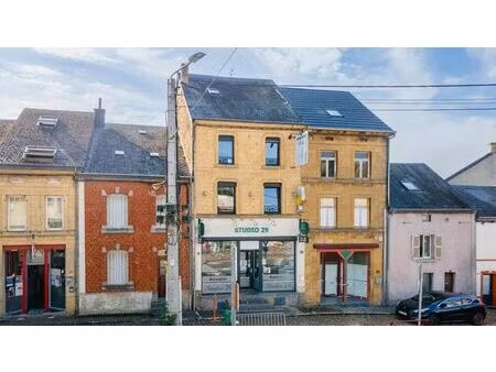 immeuble polyvalent en plein cœur de virton !
