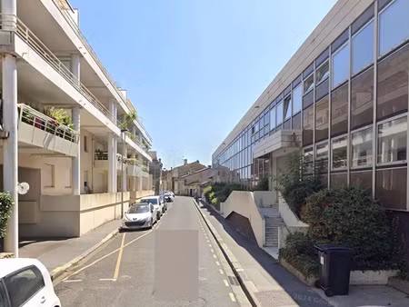 location bureau 25 m² à bordeaux (33000)