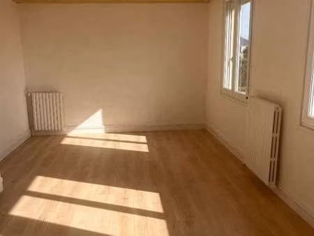 vente maison à louverné (53950) : à vendre / 93m² louverné