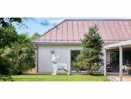 maison avec piscine et terrasse vesoul (70)