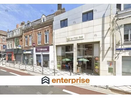 location local commercial