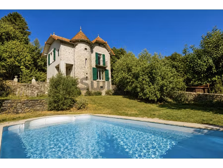 maison de maître rénovée avec vue unique...