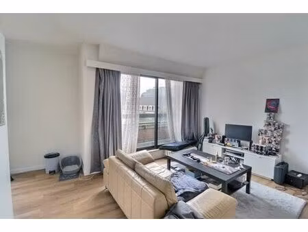 ixelles - quartier européen charmant studio avec terrasse