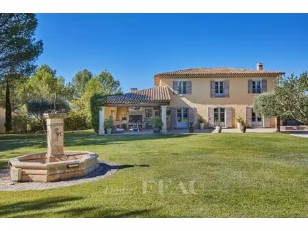 maison de luxe à vendre à meyrargues