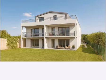 bizanos - appartement t4 avec terrasse et parking