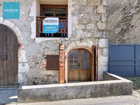 quintal _ appartement 2 pièces en duplex  de 40 80 m² avec place de parking  à vendre