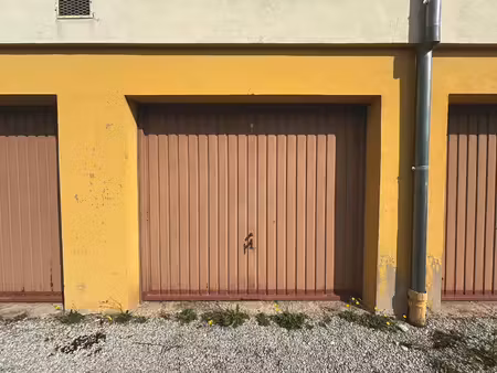 parking à louer 15 m² - audincourt (25) - 70€