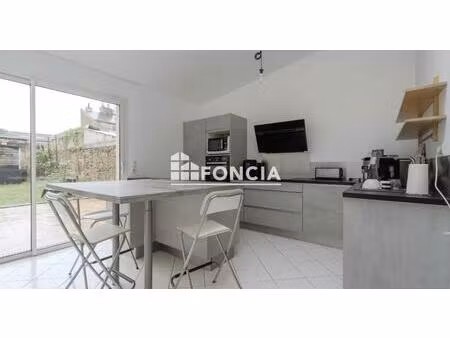 mancelle 4 chambres avec garage a 5 min a pied de la gare