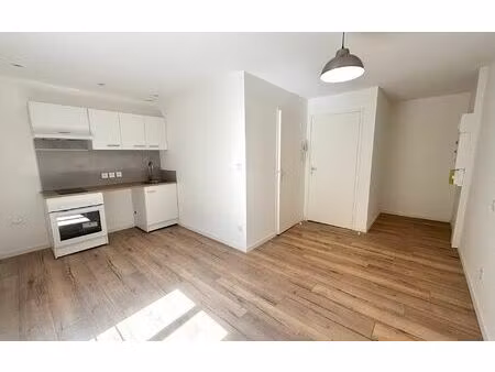 location appartement  20.62 m² t-1 à lisle-sur-tarn  350 €