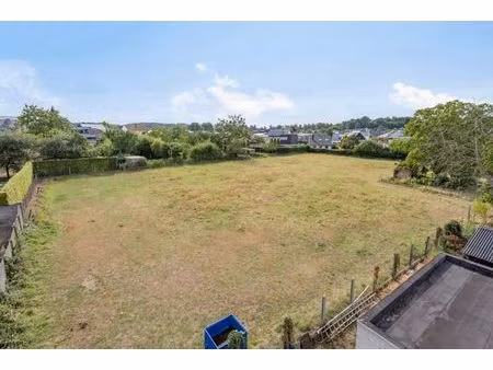 deux beaux terrains à bâtir au centre de linden.