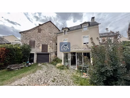 maison t6 avec grange attenante et terrain