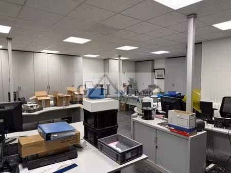 a louer 600 m² de bureaux a vitry sur seine