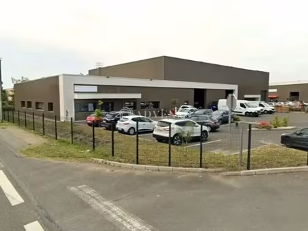 local d'activite a louer