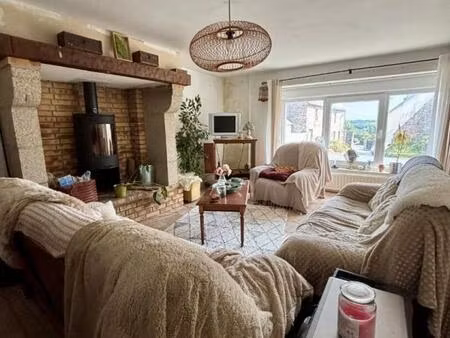 maison de bourg 7 pièce(s) 180 m2