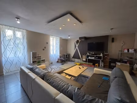 vente maison 7 pièces 190 m² à archiac (17520)  184 211 €