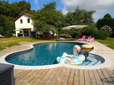 landes 40250 mugron  propriété comprenant 2 maisons 184 m² et 125 m²