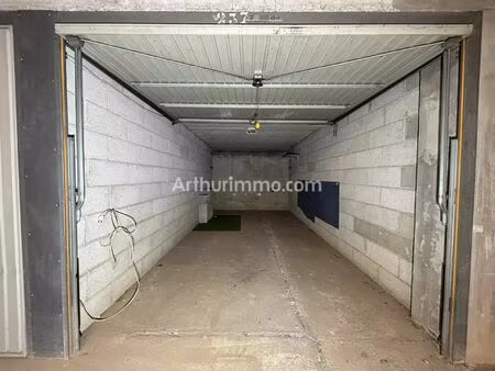 location garage 12 m2 à sainte-maxime