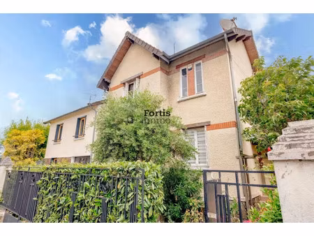 vente maison 4 pièces 70 m² à dugny (93440)  265 000 €