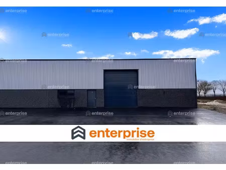 opportunité - batiment d'activités - 900 m2 - divisibles - à louer