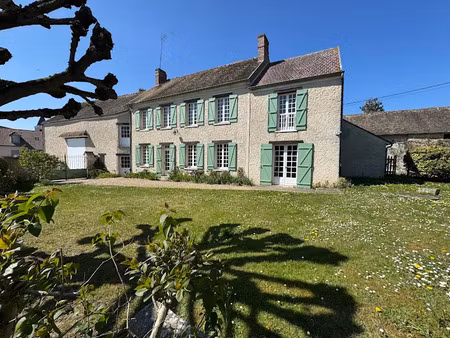 vente maison 7 pièces 185 m² à montfort-l'amaury (78490)  387 600 €