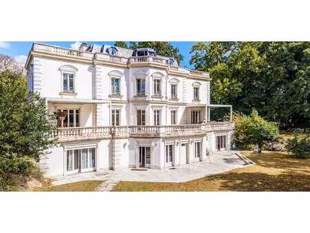 maison contemporaine avec jardin et terrasse le vésinet (78)