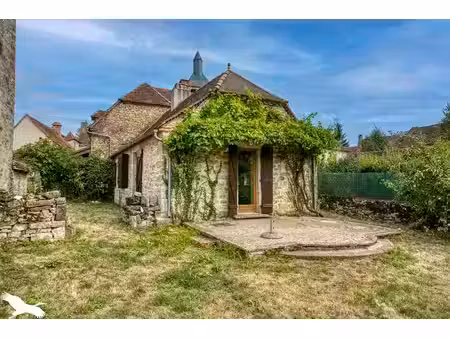 maison en pierre de 3 pièces principales