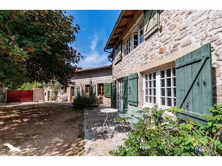 vente maison 8 pièces 287 m² à abjat-sur-bandiat (24300)  421 200 €