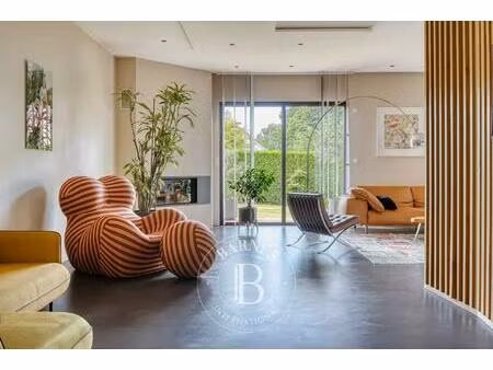 canteleu - maison contemporaine avec local d'activités