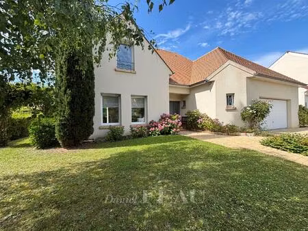 maison familiale de standing à saint-germain-en-laye  commune de fourqueux