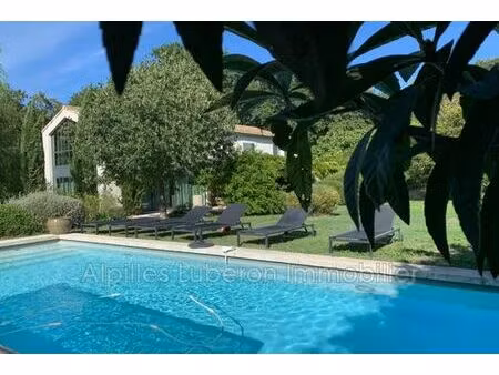 villa de luxe de 7 chambres en location saint-rémy-de-provence  provence-alpes-côte d'azur