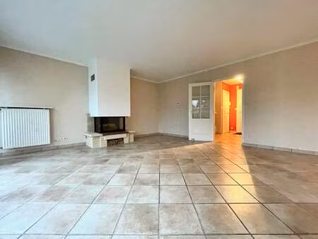 location maison à landerneau (29800) : à louer / 104m² landerneau