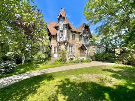 vente maison 9 pièces 259 m² à le vésinet (78110)  1 890 000 €