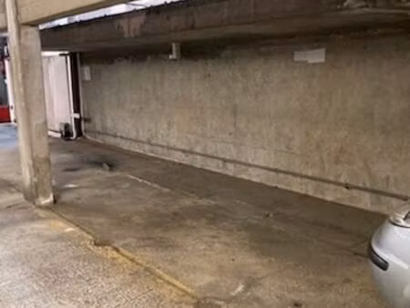 a louer place parking