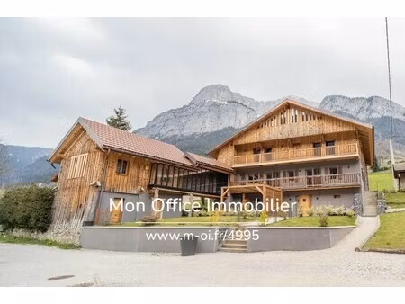 chalet de luxe à vendre au le petit-bornand-les-glières