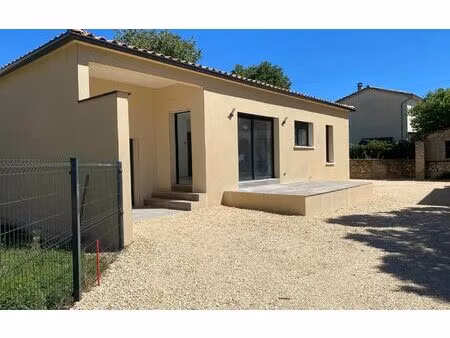 location maison  70.57 m² t-4 à saint-ambroix  900 €