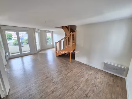 vente appartement 4 pièces 110.07 m² à les mureaux (78130)  229 000 €