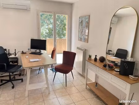 bureaux à louer 12.5 m2