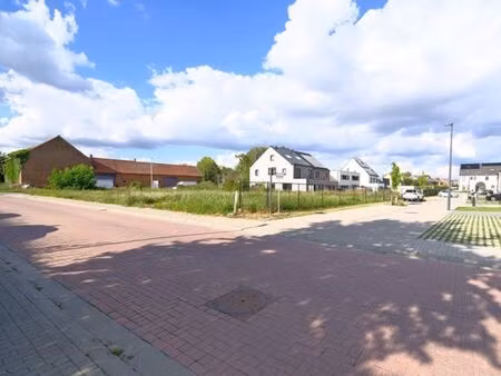 opportunité à saisir : terrain pour villa 4-façades – lot 3