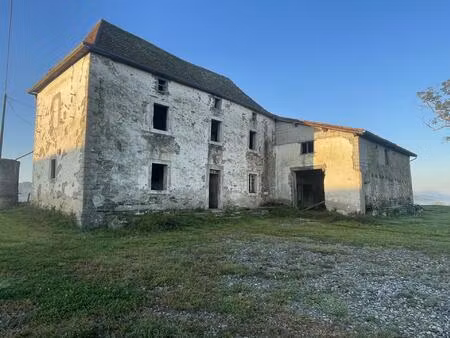 bâtisse en pierre à rénover à domezain-béraute (64)