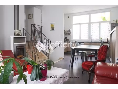 maison 5 pièces - 105 m²