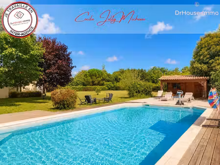 propriété familiale de 290m² avec piscine & dépendance sur 1 3 ha arboré.