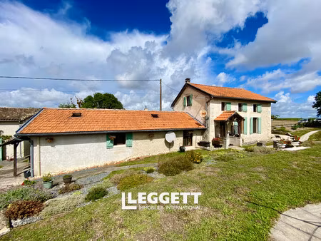 maison 6 pièce(s)  messac