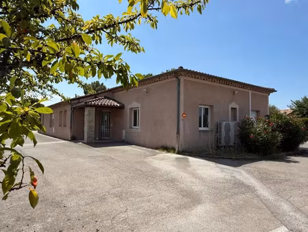 location locaux professionnels 95 m² à saint-etienne-de-fontbellon (07200)  nan €