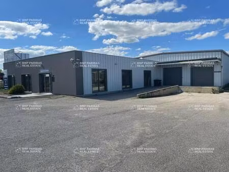 local d'activités à vendre