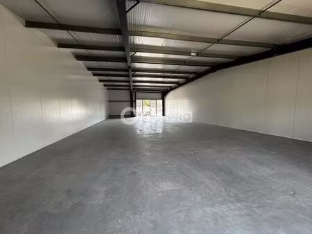 local commercial à louer